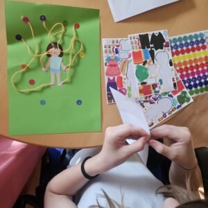 Consulta con niños y adolescentes 8 WhatsApp Image 2025-10-28 at 13.48.51 (5)