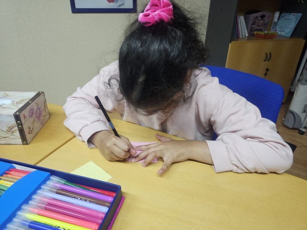 Consulta con niños y adolescentes 23 Padresformados.es archivo: WhatsApp Image 2025 10 28 at 22.50.53