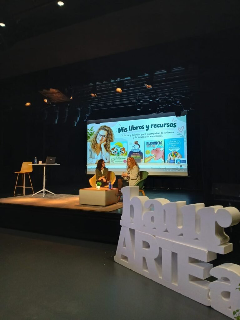 Infancia bien tratada, adolescencia bien encaminada: encuentros con familias en Irún y Donostia 1 Padresformados.es archivo: WhatsApp Image 2026 10 26 at 11.26.12 5